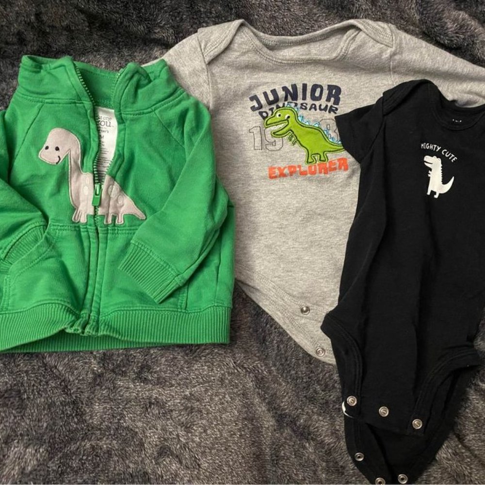 Dinosaur Baby Bundle - 3-6m - Preowned GREAT cond!